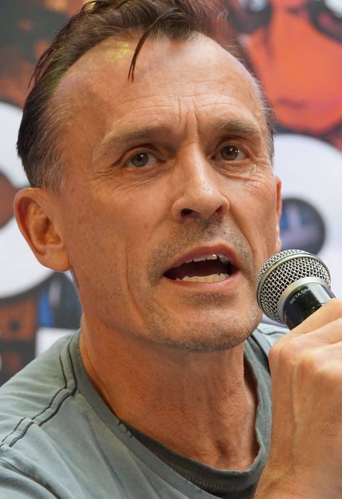 Robert Knepper